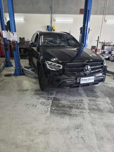 Mercedes GLC Service & Rear Brake Replacement